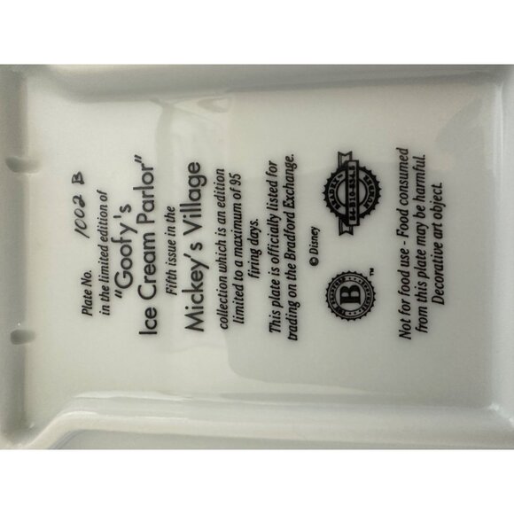 Disney Goofy's Ice Cream Parlor Decorative Plate Mickey's Village Limited Editi - Picture 3 of 4